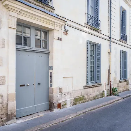 La Plume De Colbert - By Prestiplace *