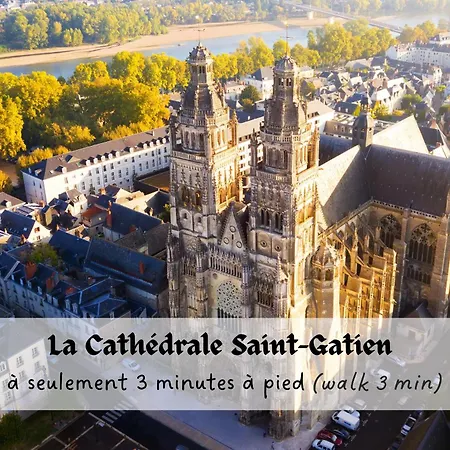 La Plume De Colbert - By Prestiplace