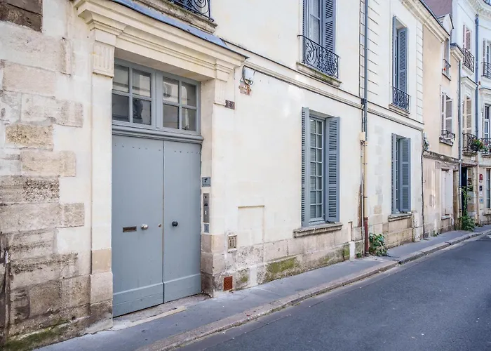 La Plume De Colbert - By Prestiplace *