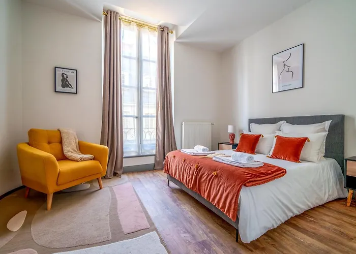 La Plume De Colbert - By Prestiplace 图尔